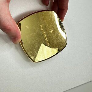 Bare Minerals eyeshadow quad in the instant attraction